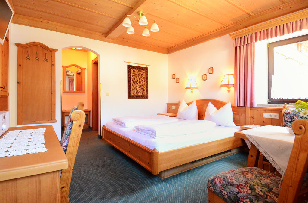 Ferienwohnung Haus Magdalena Abtenau Zimmer foto